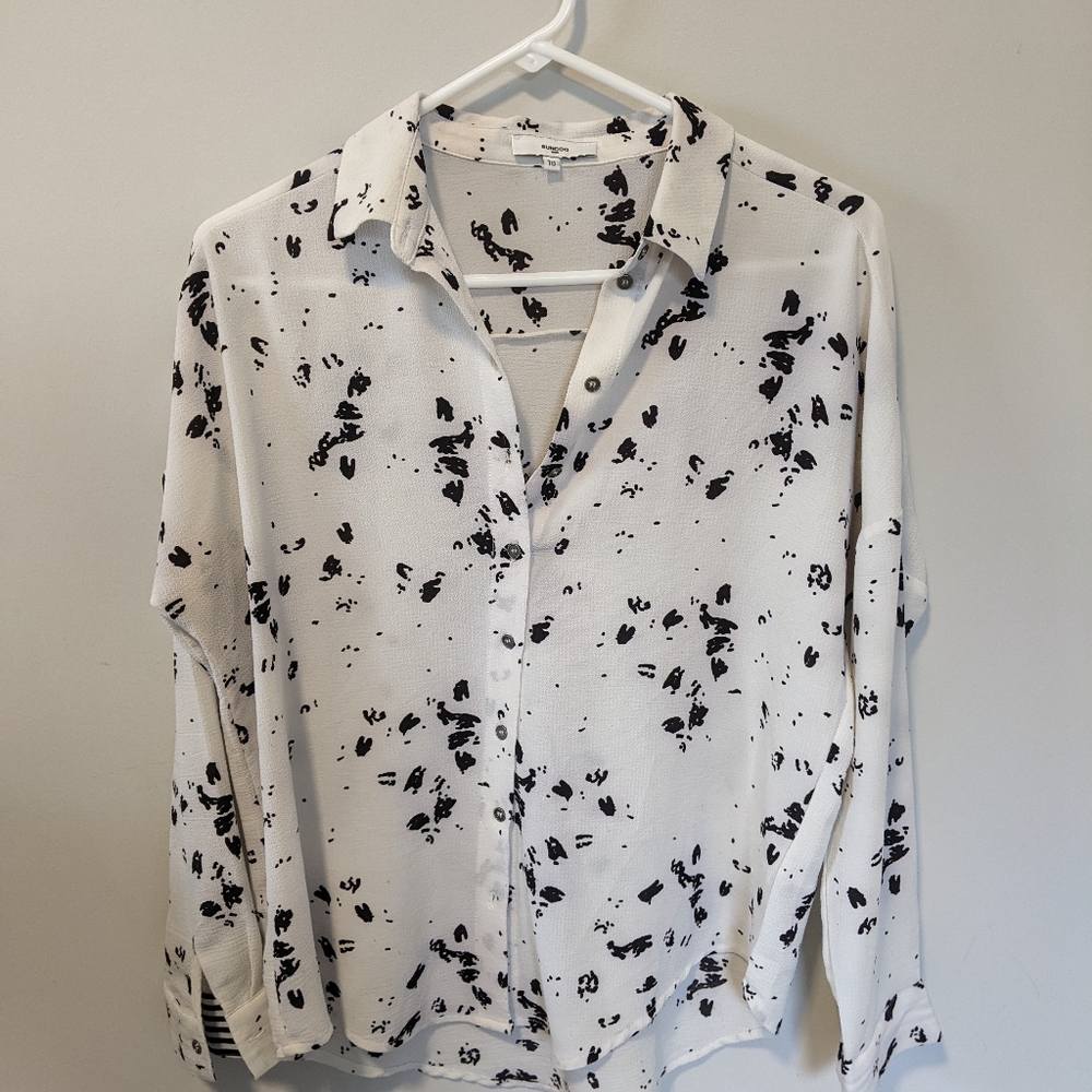 NWOT long sleeve button up shirt
